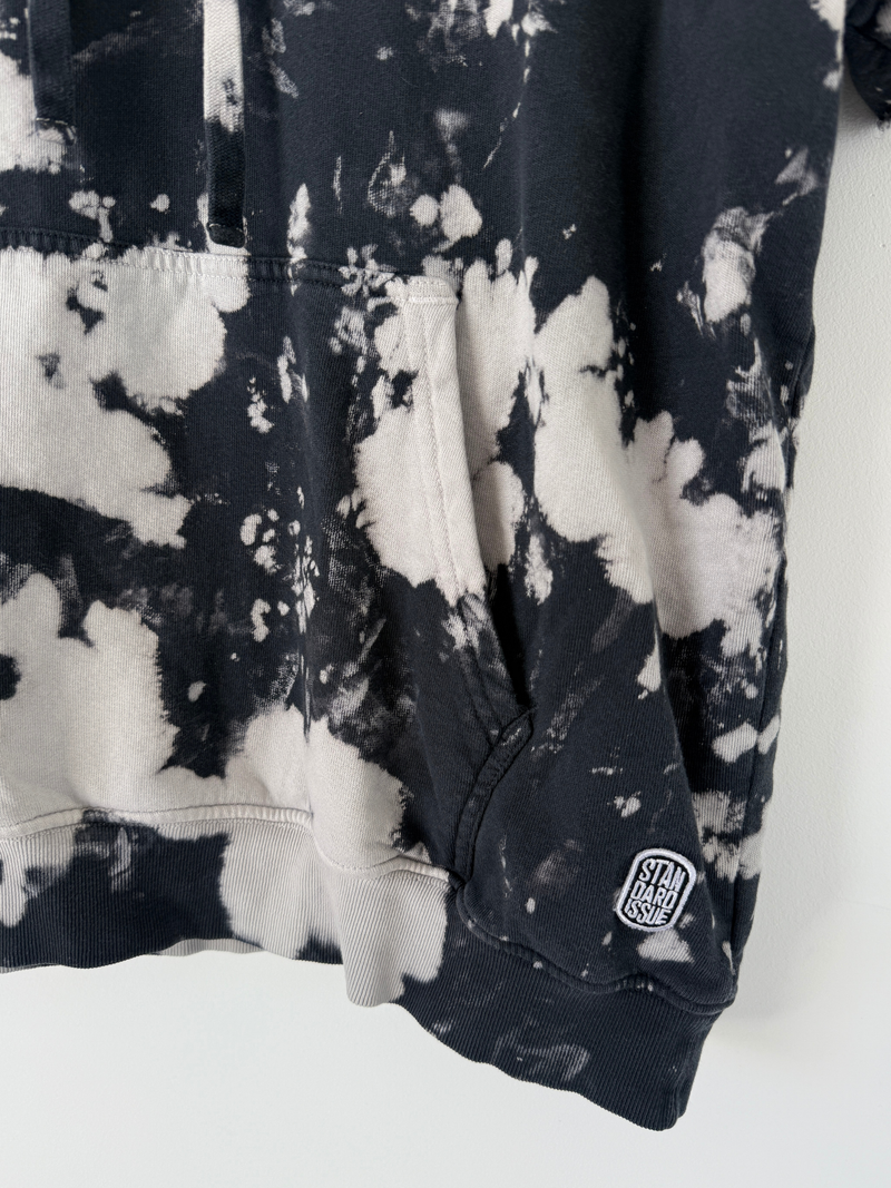 RAW HEM CROPPED HOODIE