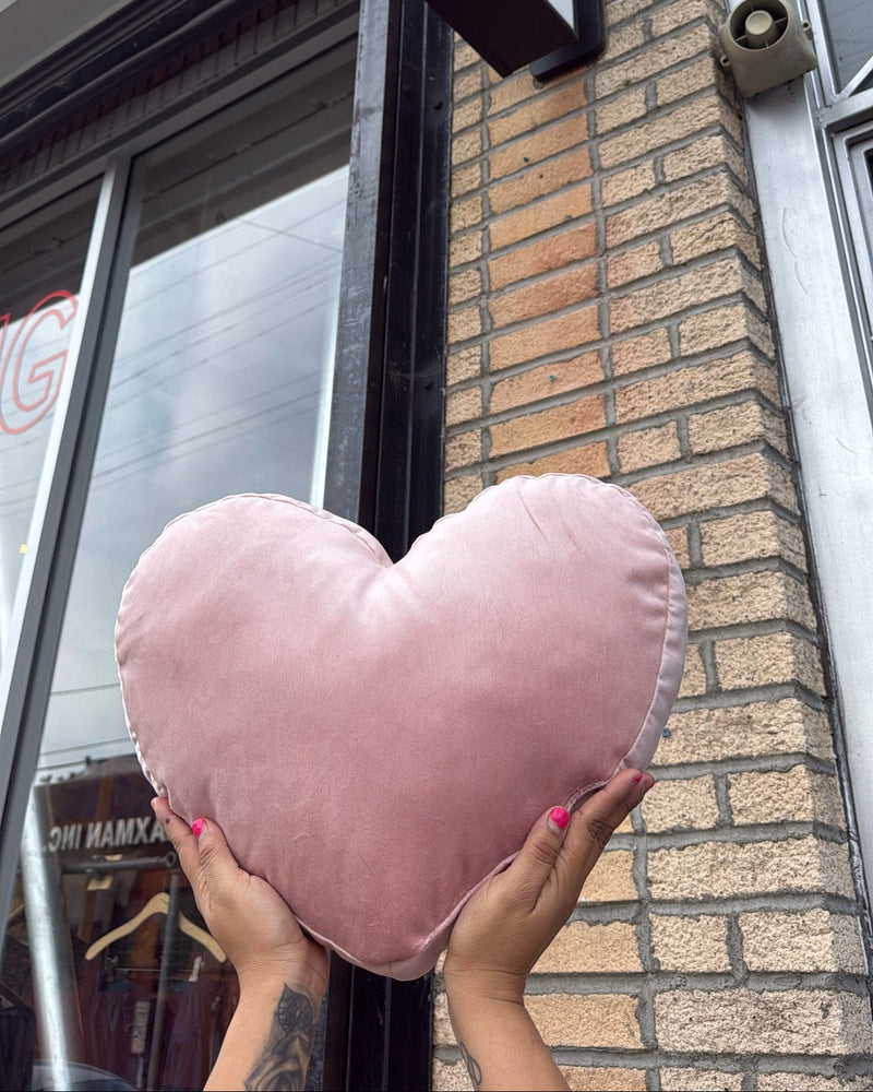 SUAY ❤️ PILLOW