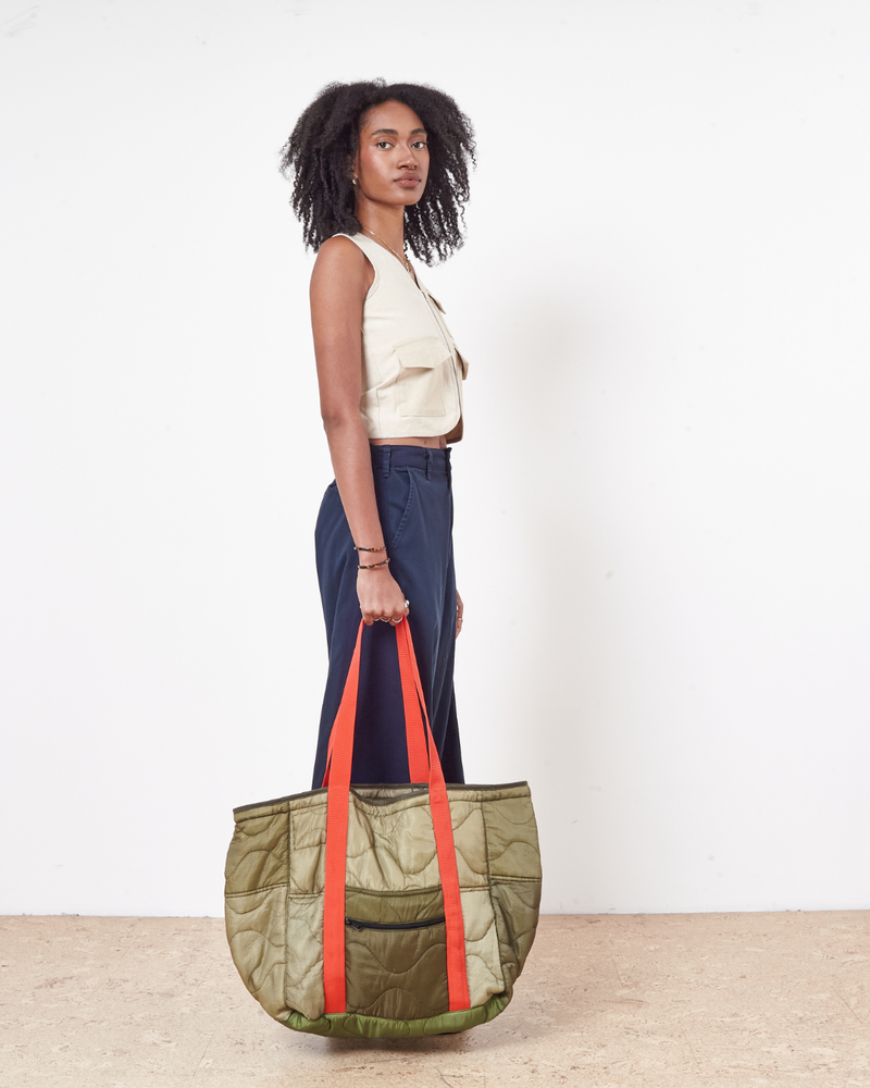 REMADE PUFFER TOTE