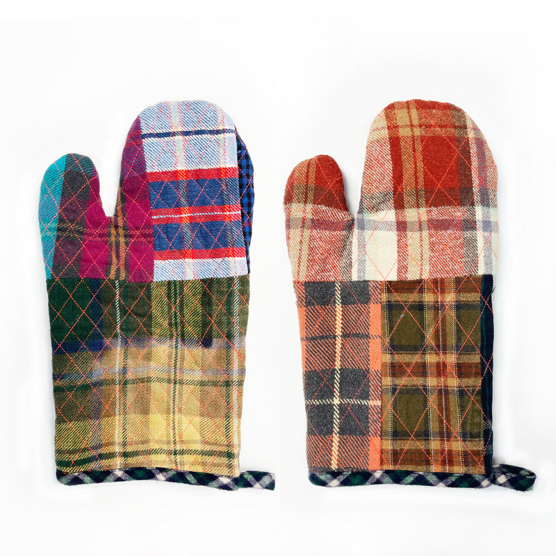 Green and Red Quilt Oven Mitt – SoHa Living